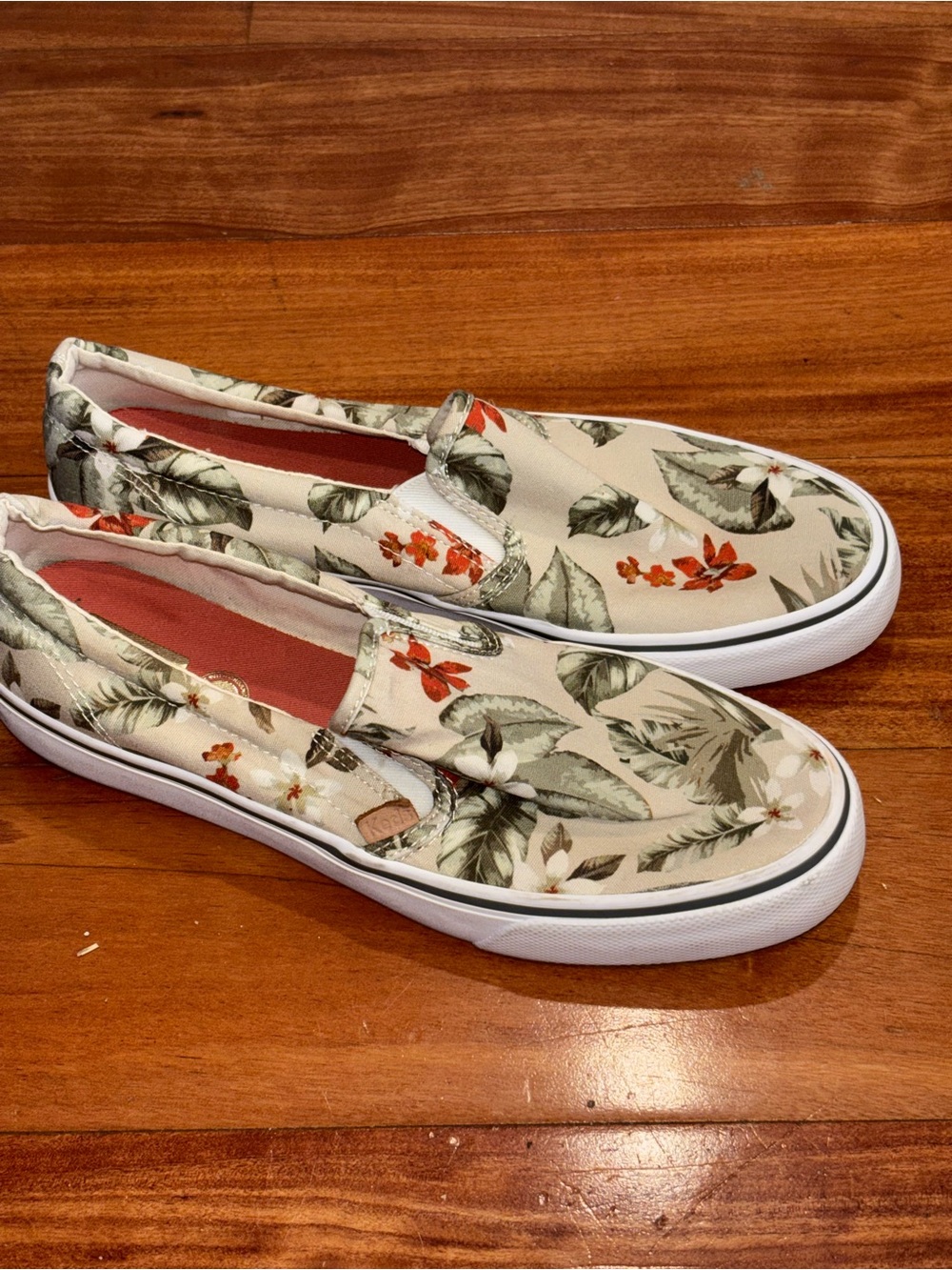 Keds Women's Tropical Floral Slip-On Sneakers - Cream/Green size 9.5